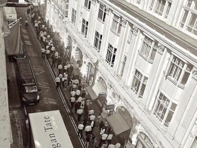 Londra, Duke Street, St. James's. Fire Drill. 